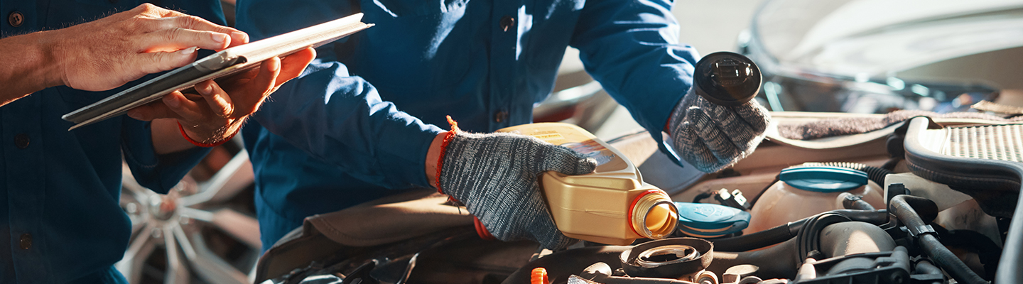 Tips for when to seek an oil change in Milwaukee, Wisconsin 