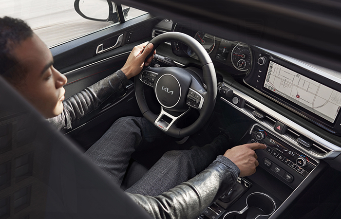 2023 Kia K5 interiorsmall-1 