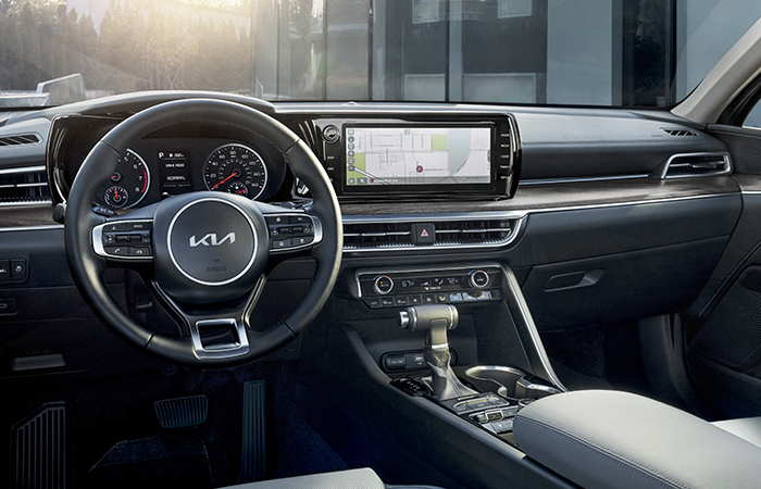 2023 Kia K5 interiorsmall-2