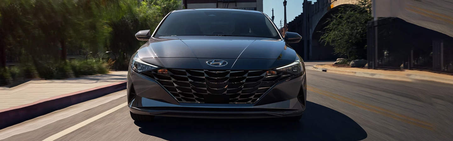 Hyundai Elantra 2023 Model slider4