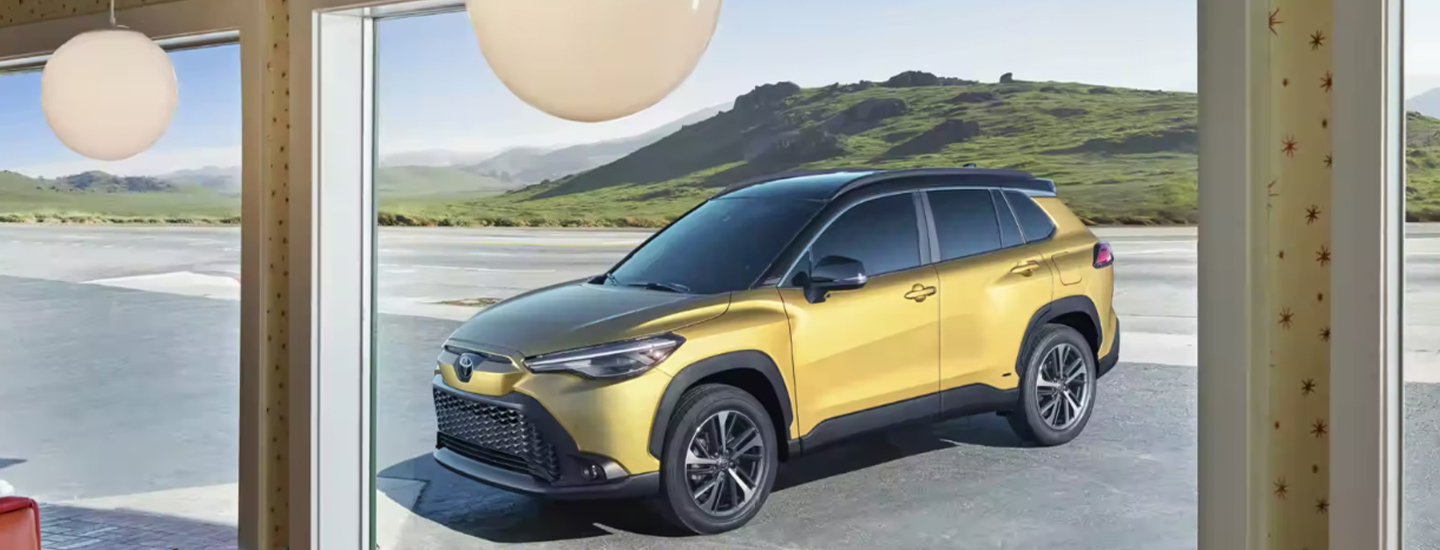2023 Toyota Corolla Cross Hybrid Features and Technology 