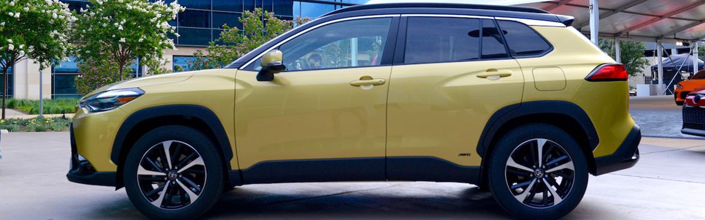 2023 Toyota Corolla Cross Hybrid Features and Technology slider3
