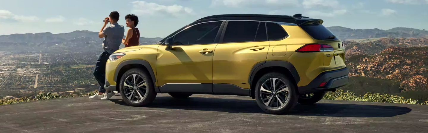 2023 Toyota Corolla Cross Hybrid Features and Technology slider4