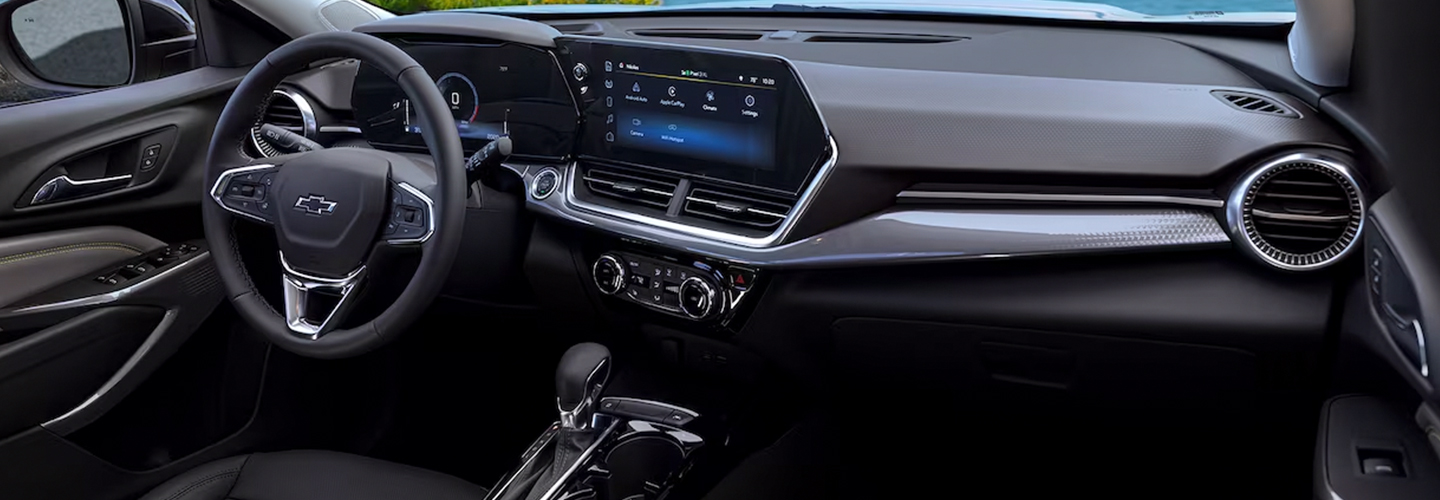 2024 Chevrolet Trax vs Ford Escape interiorimage