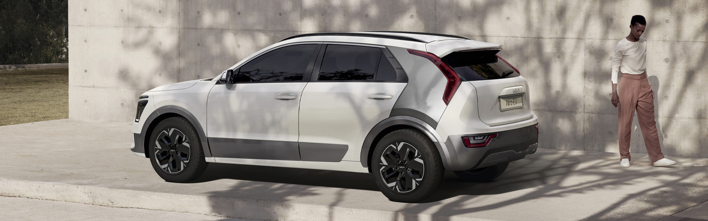 2023 Kia Niro EV slider4