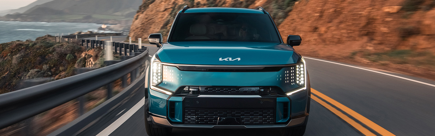 2024 Kia EV9 Specs green frontview