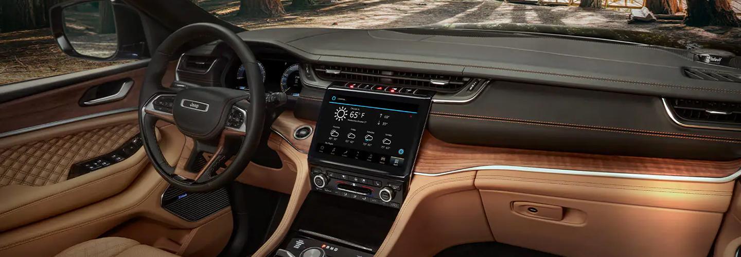 2021 Grand Cherokee L interior