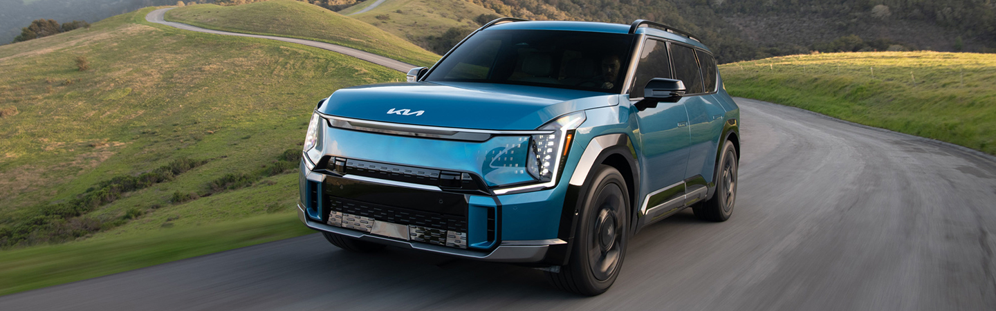 2024 Kia EV9 blue color front view