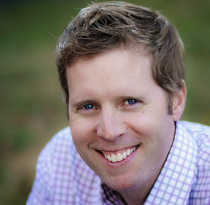 How to Use Social Media to Grow Your Business - Brett Relander - Clarity