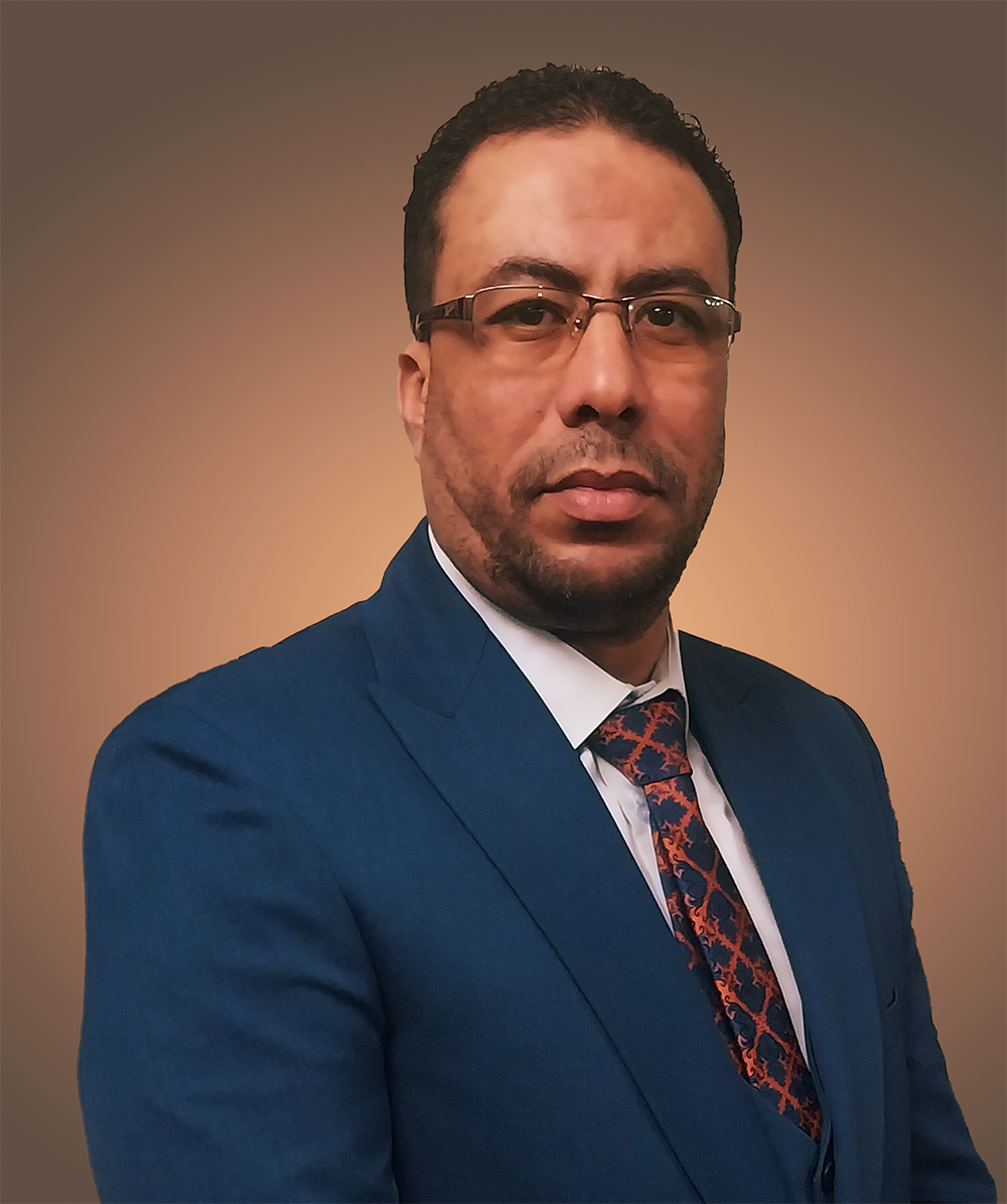 Amr Elsayed - the Potential Pathfinder & 20 Years Lawyer Expert - Clarity