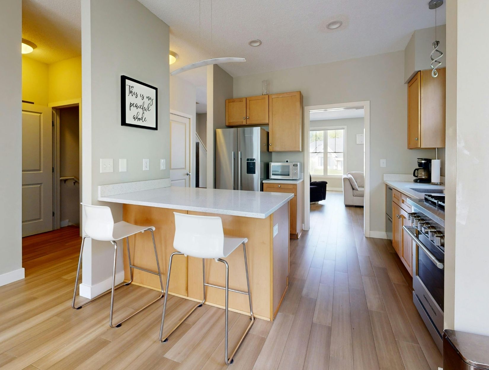 Dusting, Vacuuming & Mop Services Experts