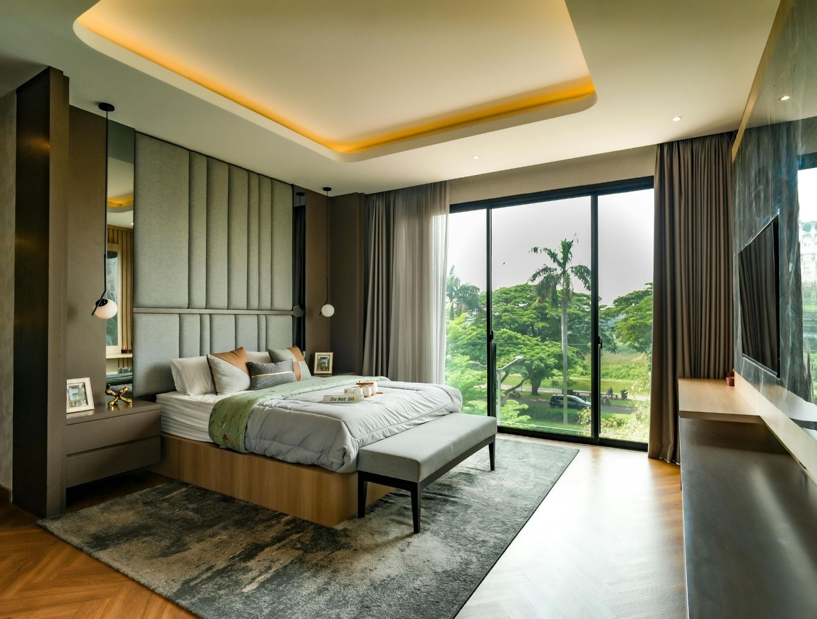 Short-Term Rental Cleaning to Impress Guests