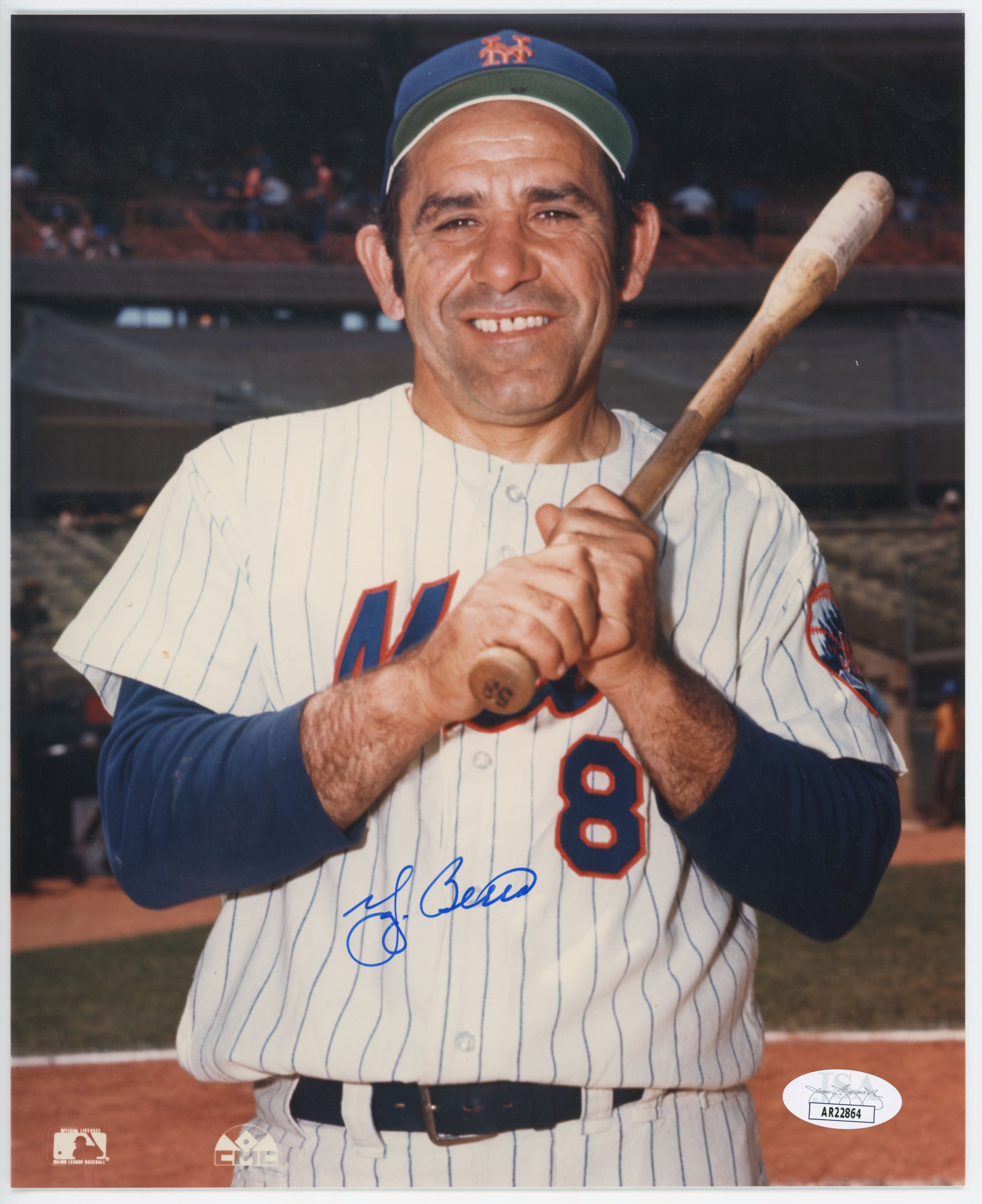 8 x 10  Berra, Yogi (NYM uniform) 9..5 JSA LOA (CARD)