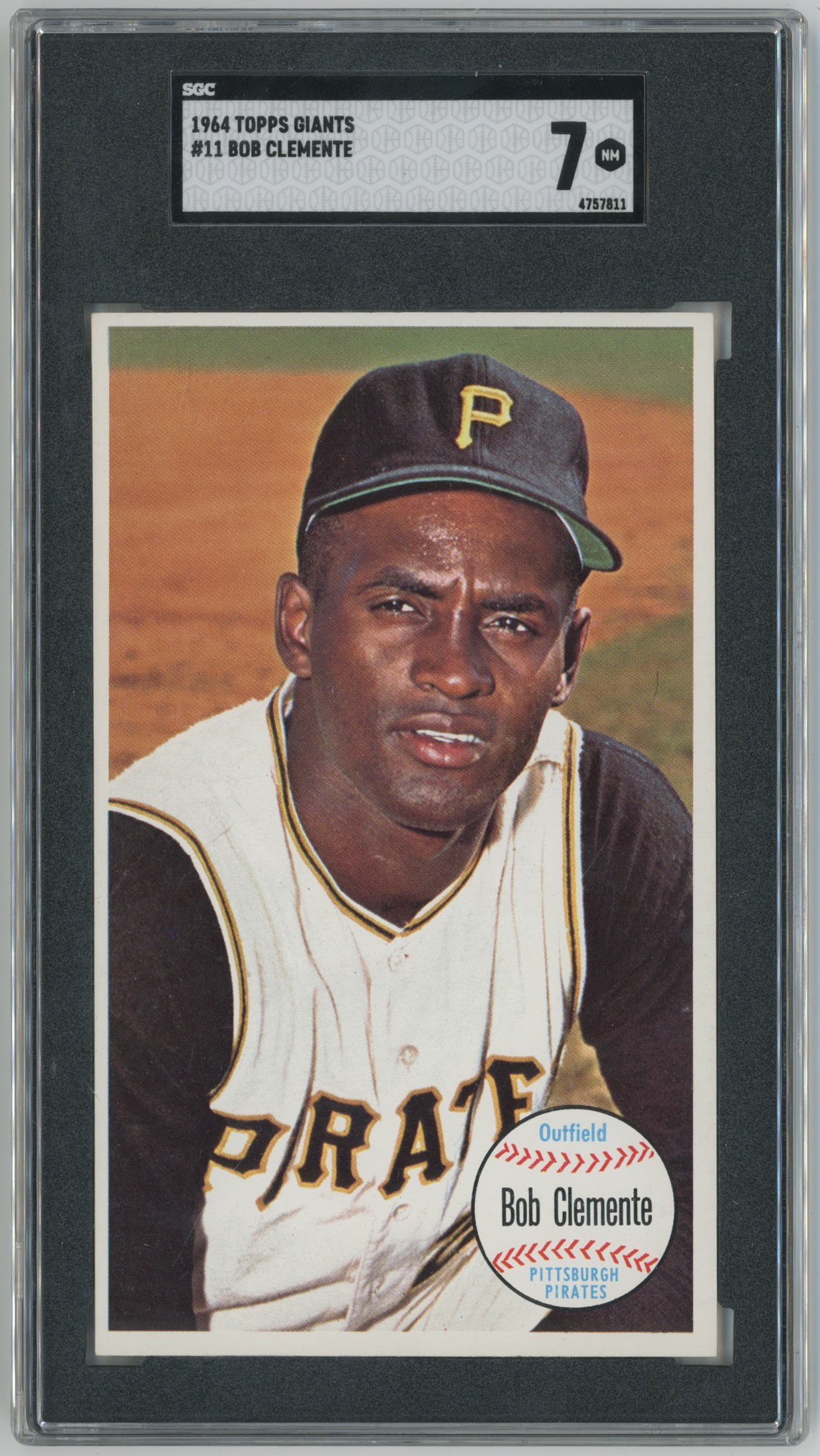 1964 Topps Giants 11 Clemente SGC 7