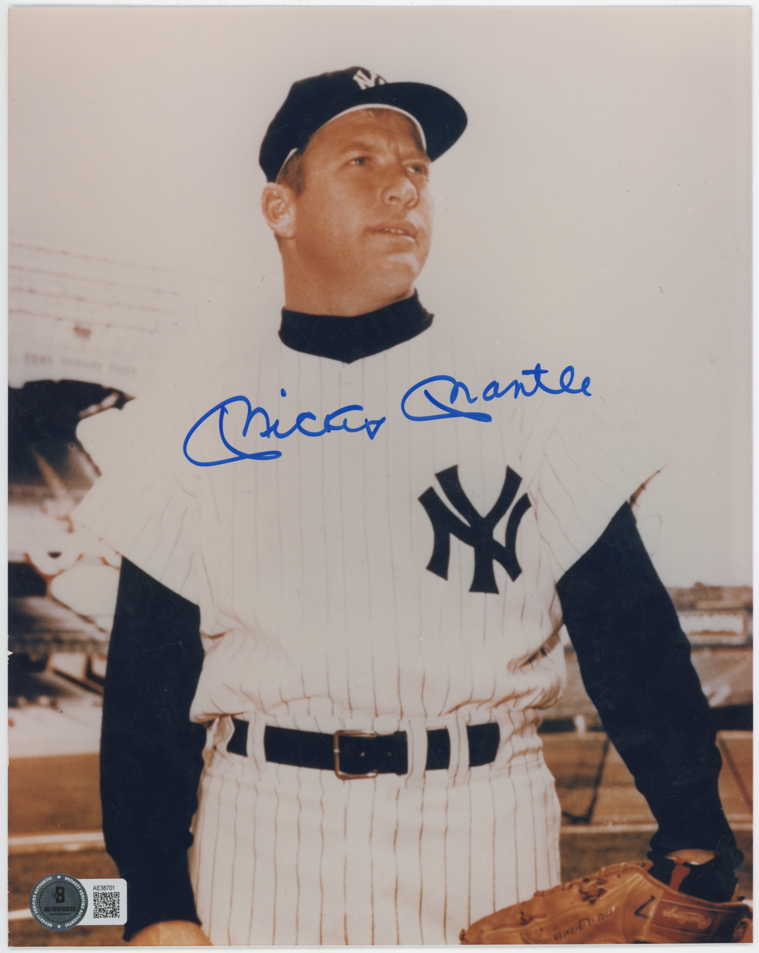  8 x 10  Mantle, Mickey 9.5 