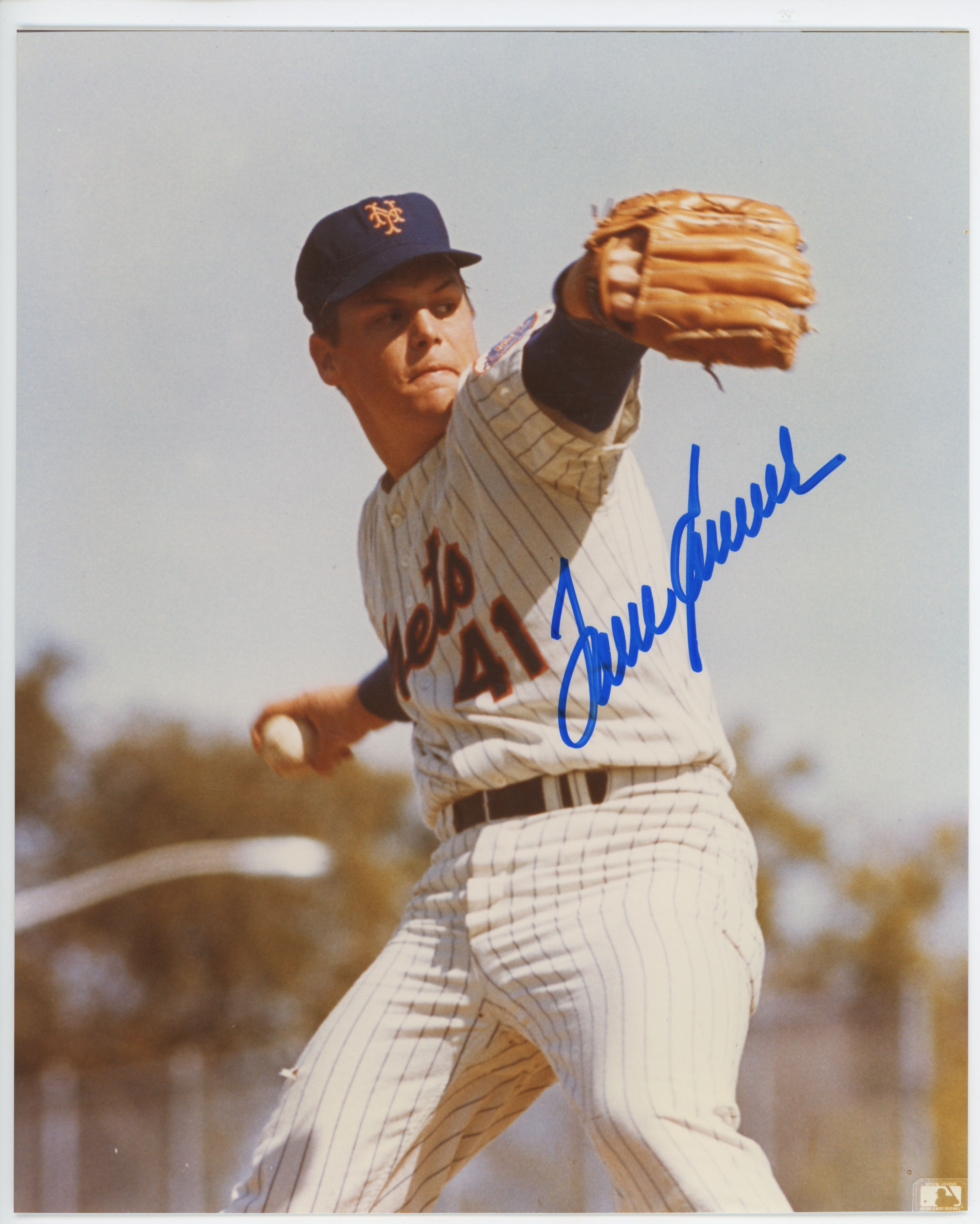 8 x 10  Seaver, Tom 9.5 JSA LOA (CARD)