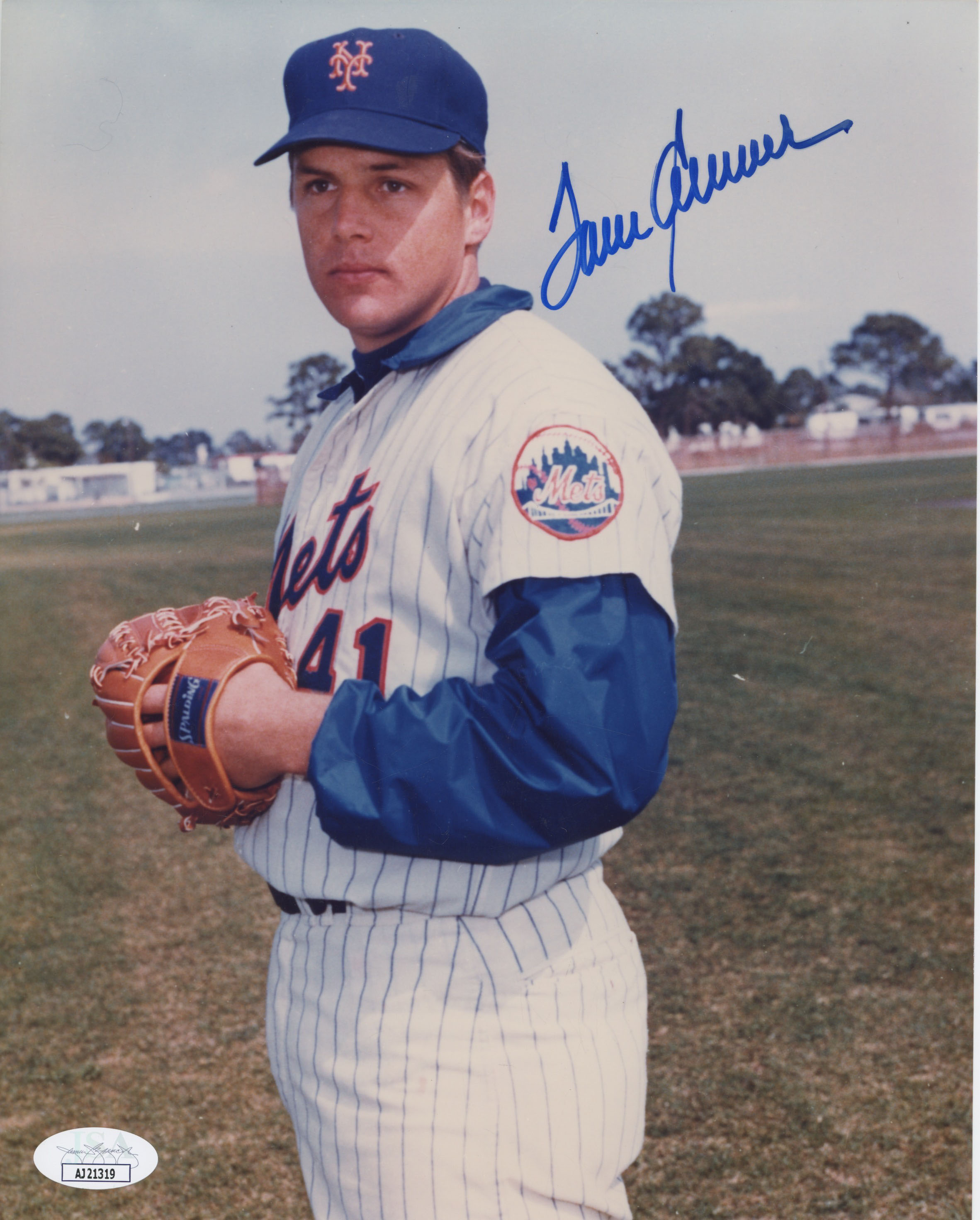8 x 10  Seaver, Tom 9.5 JSA LOA (CARD)