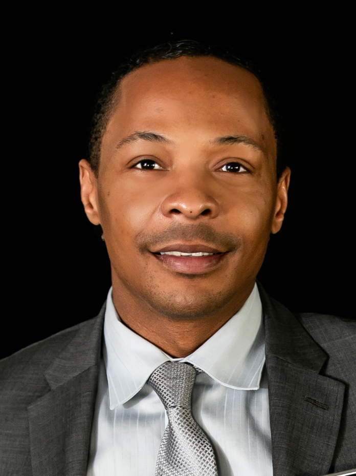 Gregory Anderson Headshot
