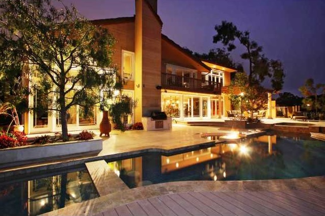 2610  Inyaha Lane