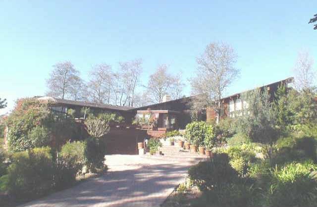 4324  Camino Privado