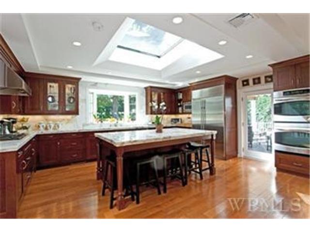 3 Clark Lane