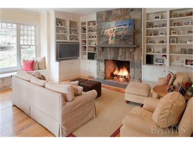 10 Dogwood Lane