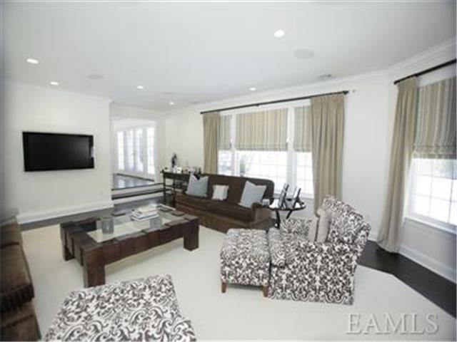 9 Seneca Trail