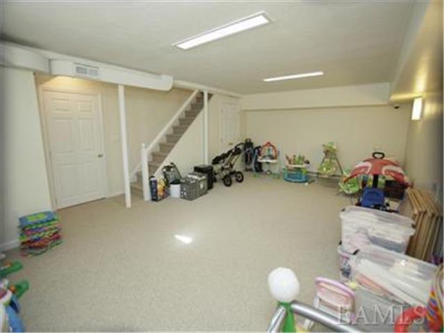 9 Seneca Trail