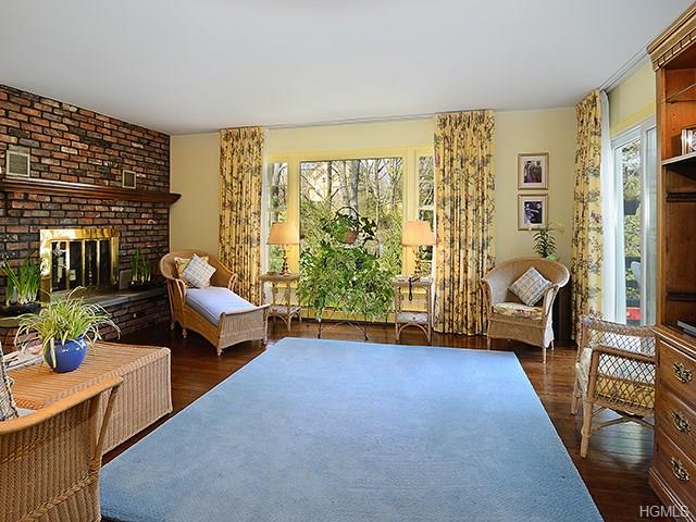 25 Greenleaf Street