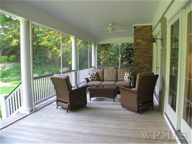 40 Sonn Drive