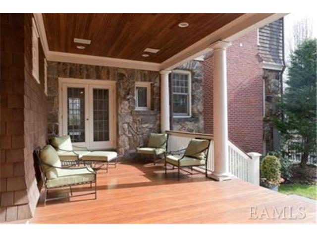 10 Dogwood Lane