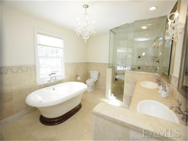 9 Seneca Trail