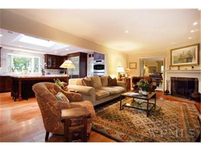 3 Clark Lane