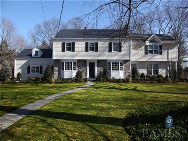 9 Seneca Trail