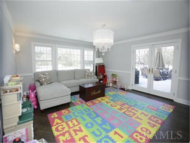 9 Seneca Trail