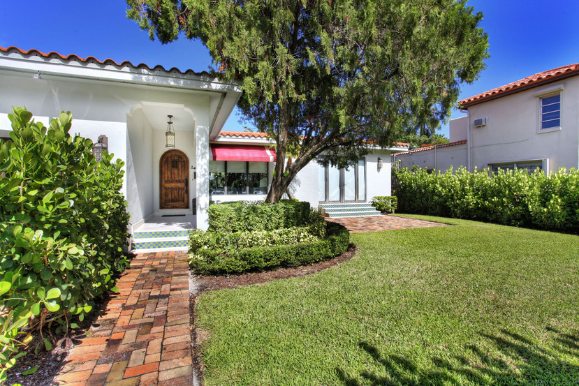 2489 N Meridian Avenue