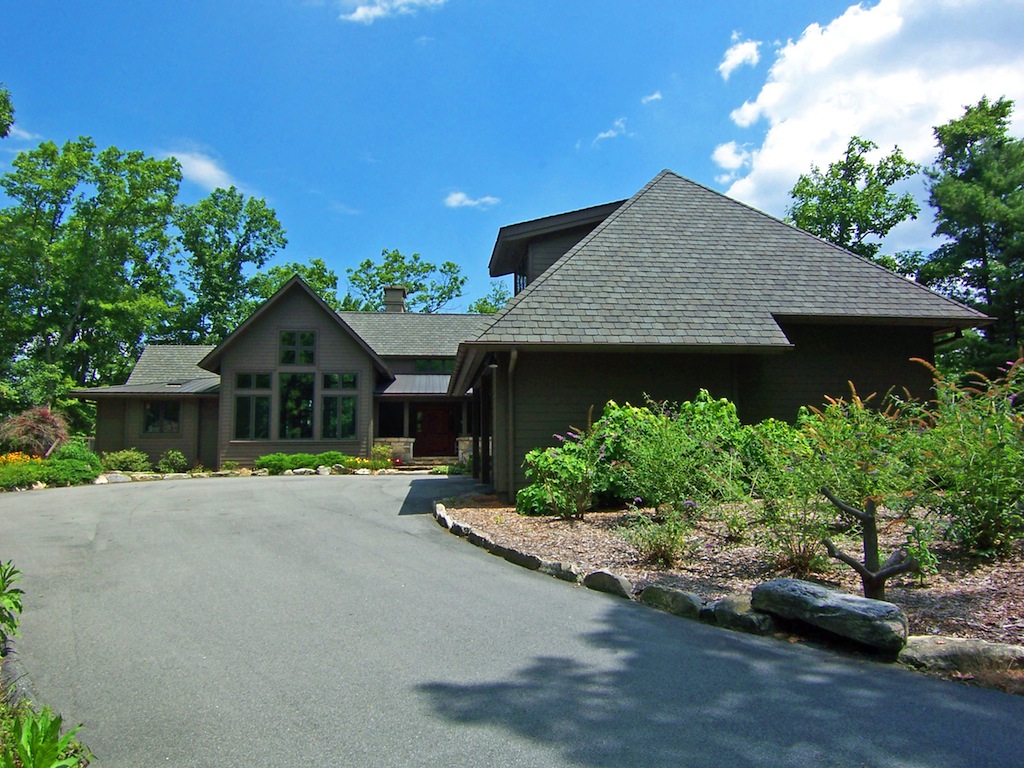 3 Cardinal Drive