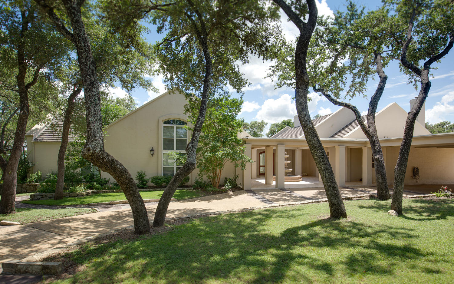 104 WINDING WAY