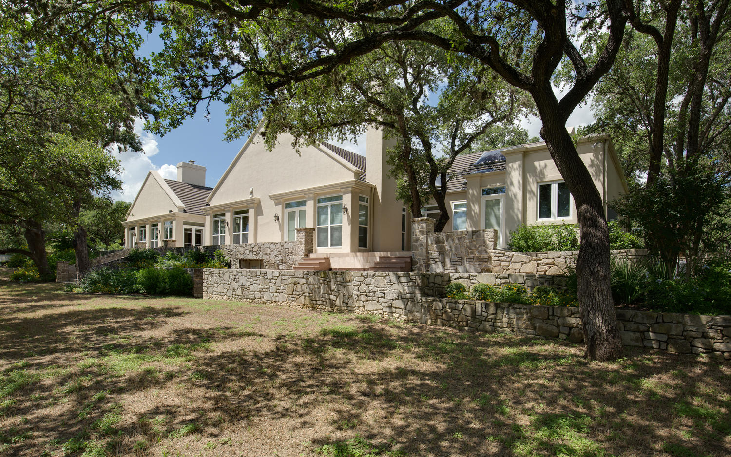 104 WINDING WAY