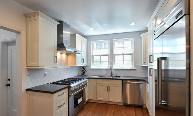 1546 North Fairfax
