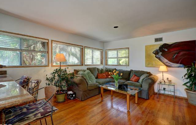 7229  Senalda Road