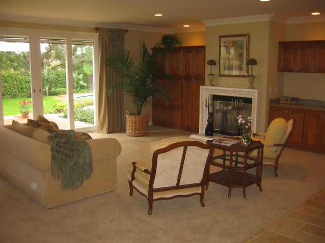 15136 Huntington Gate