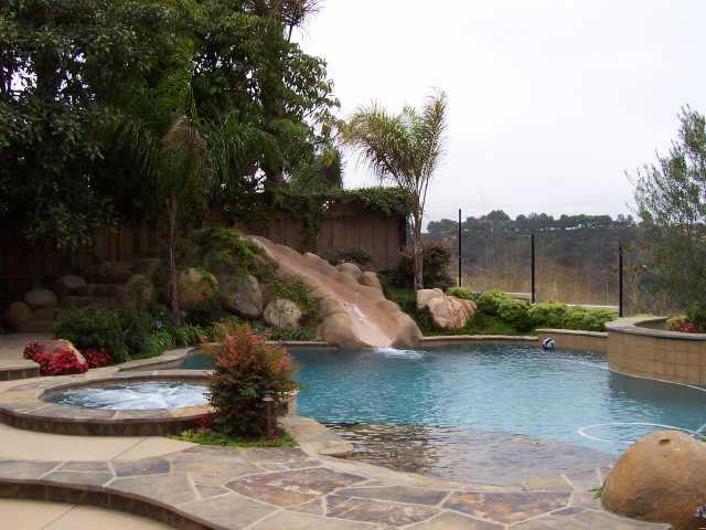 13676 GLENCLIFF WAY