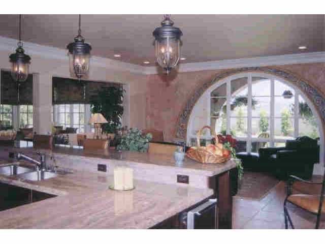 5289 Meadows Del Mar