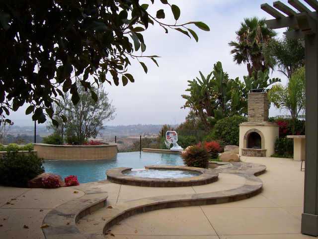 13676 GLENCLIFF WAY