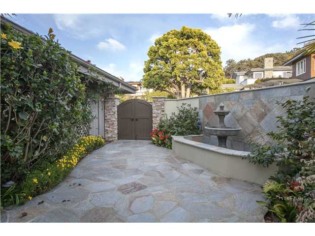 227 Stratford Park Circle