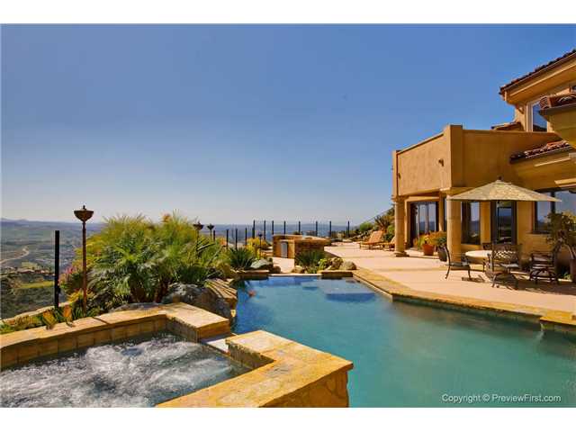 18043 Punta Del Norte