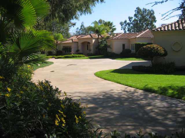 15136 Huntington Gate