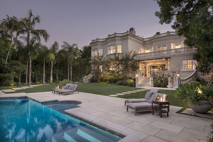808 N Alpine