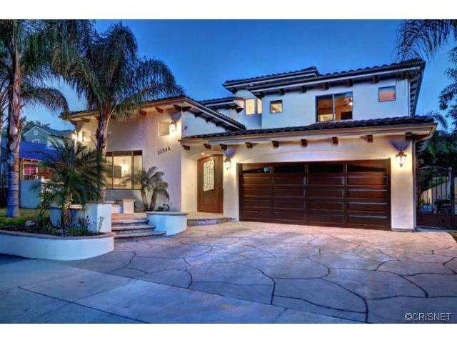 11546 Huston St.
